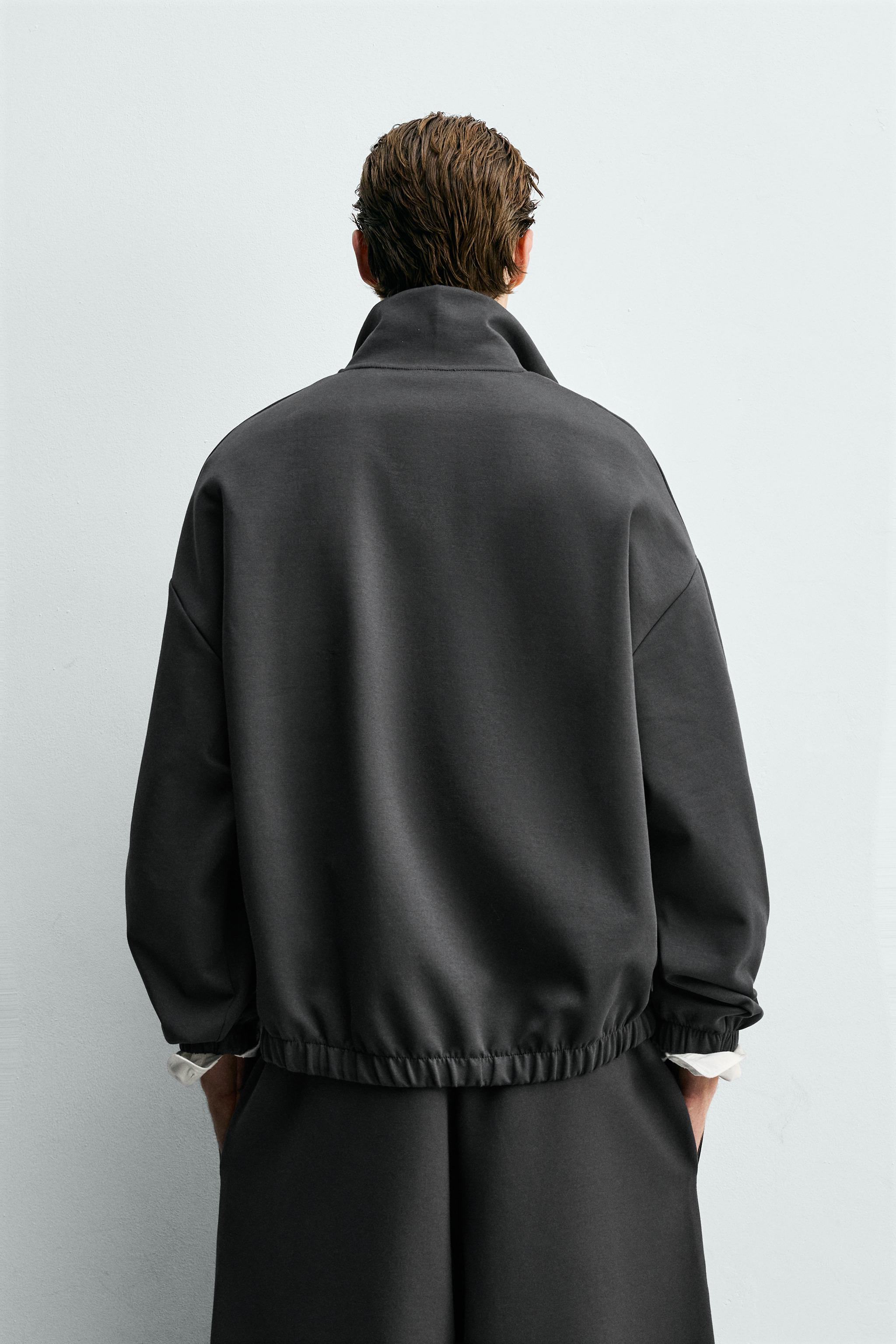 PRINTED SHIELD SWEATSHIRT